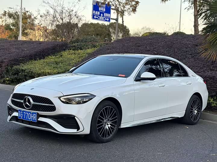 Фото 1 - Mercedes-Benz C-Class