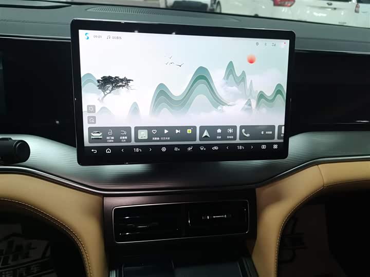 Фото 13 - BYD Song L DM-i Hybrid