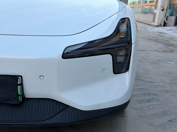 Фото 14 - XPeng Mona M03