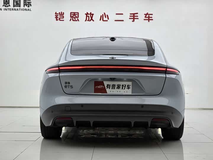 Фото 6 - Nio ET5