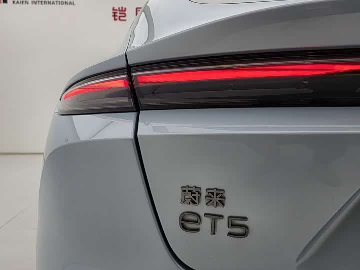 Фото 8 - Nio ET5