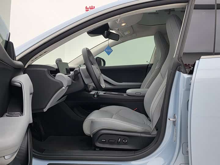 Фото 9 - Nio ET5