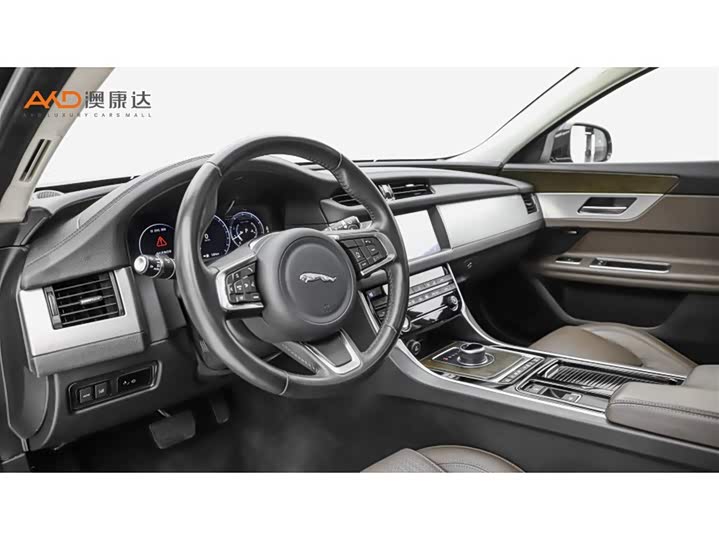 Фото 6 - Jaguar XF L