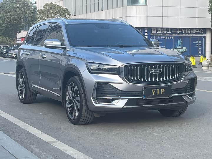 Фото 3 - Geely Monjaro