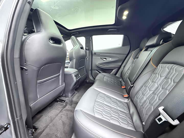 Фото 14 - Changan UNI-T