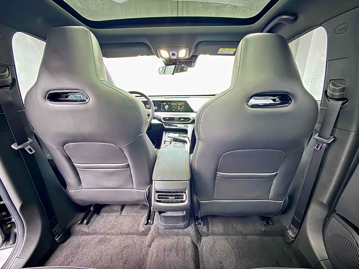 Фото 15 - Changan UNI-T