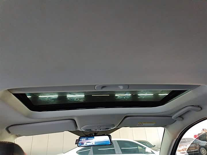 Фото 18 - Ford Escort