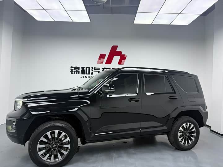 Фото 2 - Tank 700 Hybrid