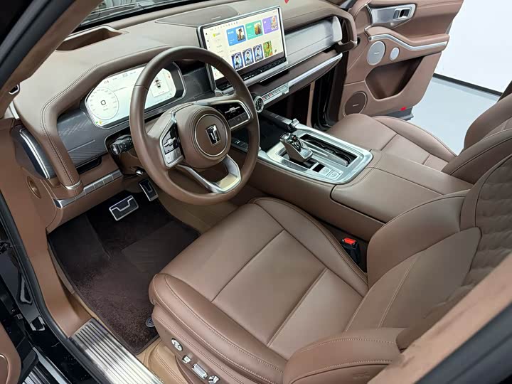 Фото 7 - Tank 700 Hybrid