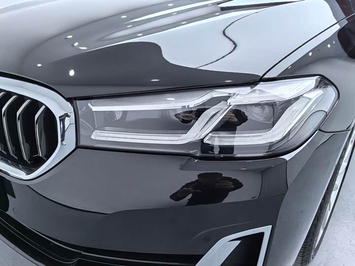 Фото 18 - BMW 5 Series