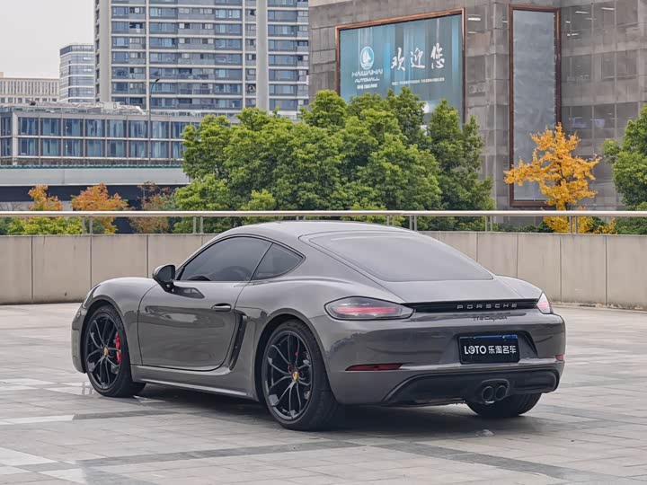 Фото 4 - Porsche 718