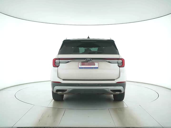 Фото 4 - Ford Explorer