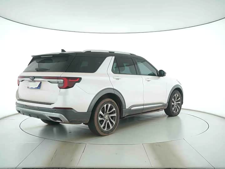 Фото 5 - Ford Explorer