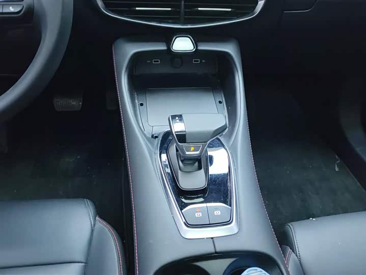 Фото 16 - MG Motor 5