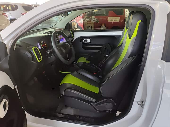 Фото 15 - Roewe Clever