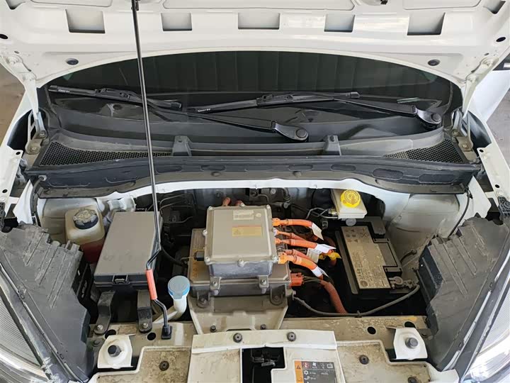 Фото 20 - Roewe Clever