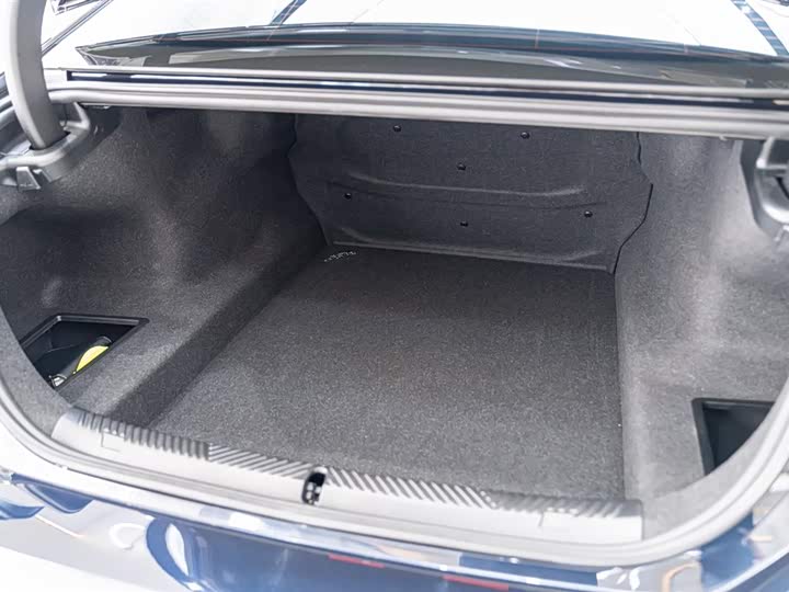 Фото 20 - BMW 5 Series