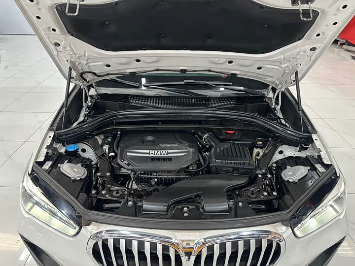 Фото 18 - BMW X1