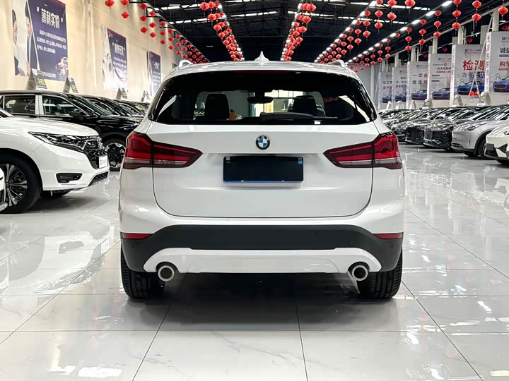Фото 5 - BMW X1