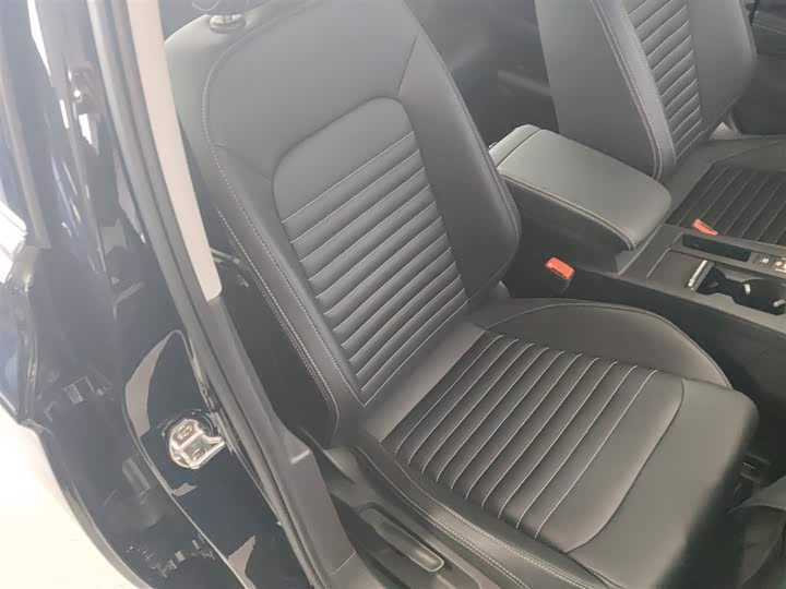 Фото 25 - Volkswagen Magotan