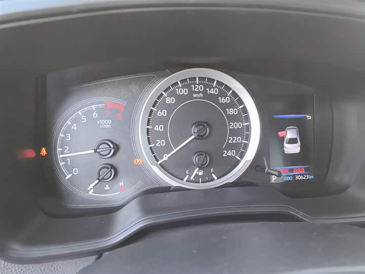 Фото 12 - Toyota Corolla