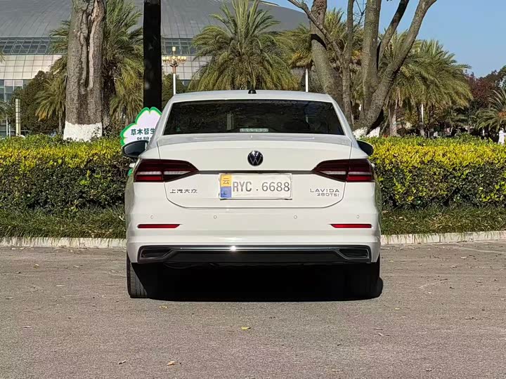 Фото 5 - Volkswagen Lavida