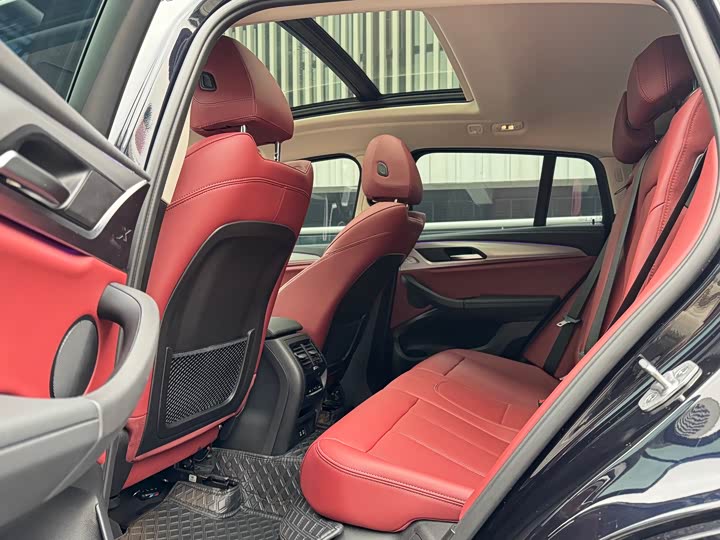 Фото 17 - BMW X4