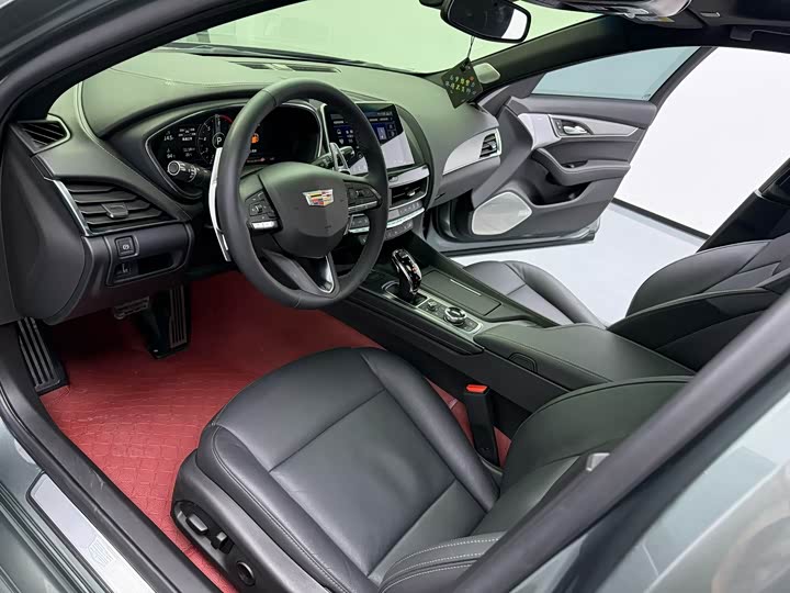 Фото 7 - Cadillac CT5