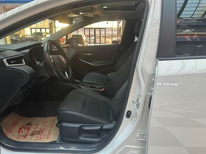 Фото 7 - Toyota Corolla