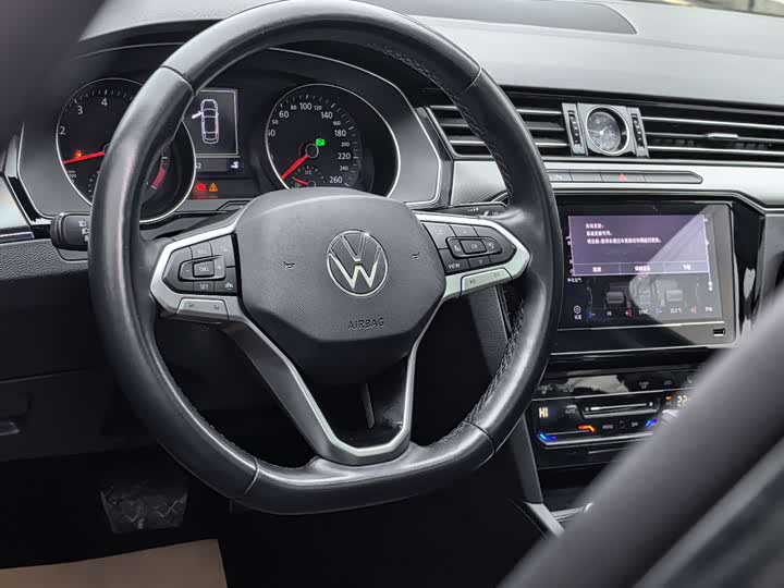 Фото 8 - Volkswagen Magotan