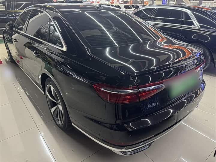 Фото 9 - Audi A8 Hybrid