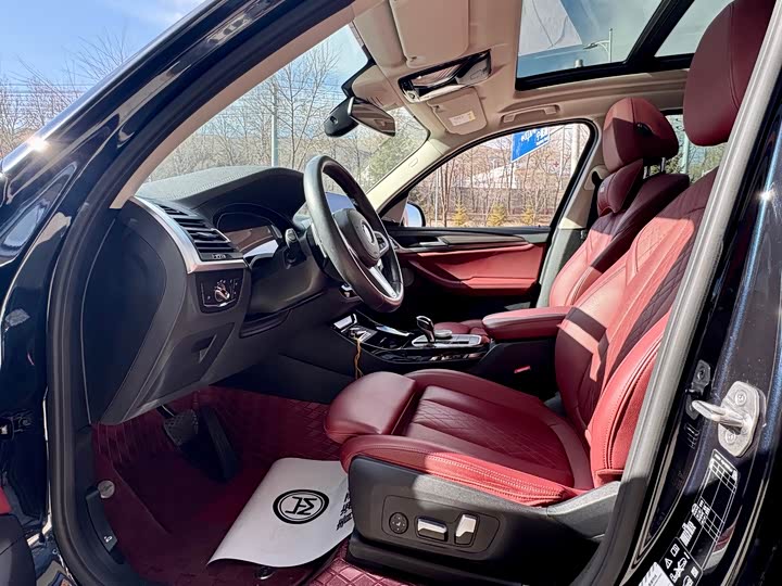 Фото 16 - BMW X3