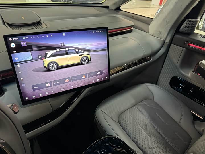 Фото 9 - Zeekr Mix