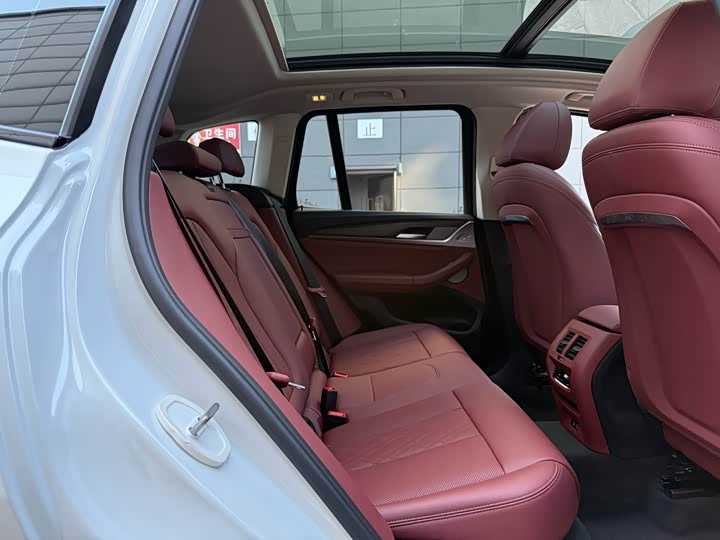 Фото 14 - BMW X3