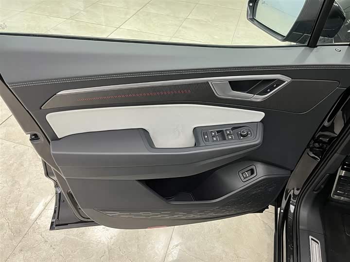 Фото 10 - Volkswagen Talagon