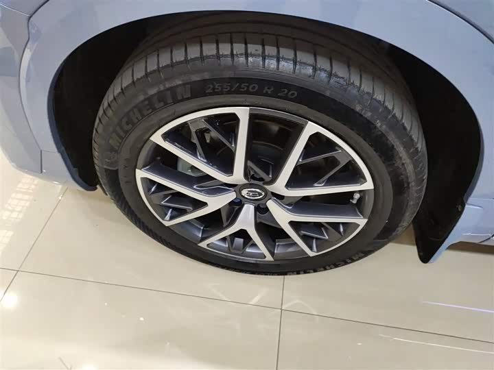 Фото 23 - GAC Trumpchi GS8