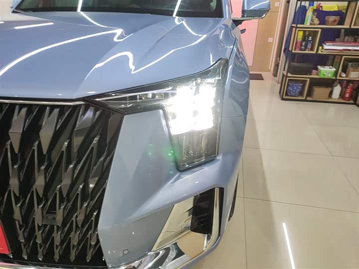 Фото 24 - GAC Trumpchi GS8