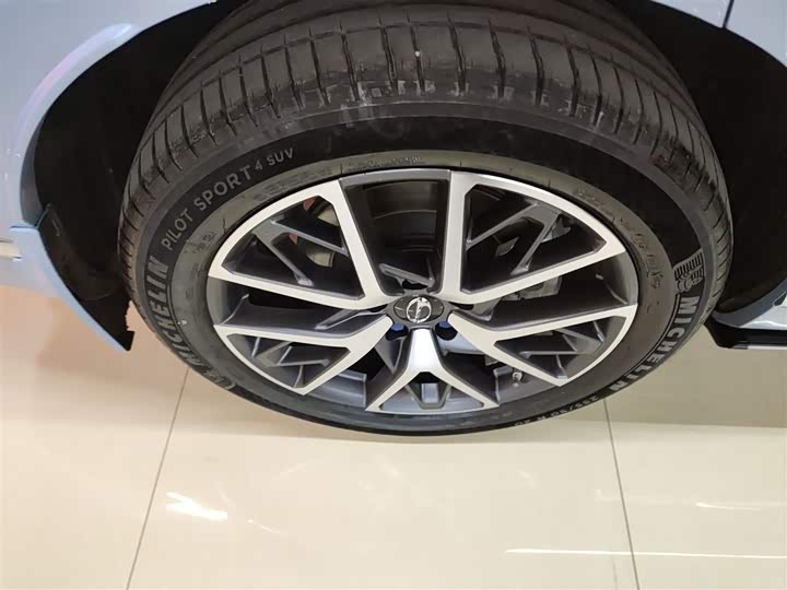 Фото 26 - GAC Trumpchi GS8