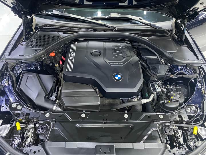 Фото 17 - BMW 3 Series