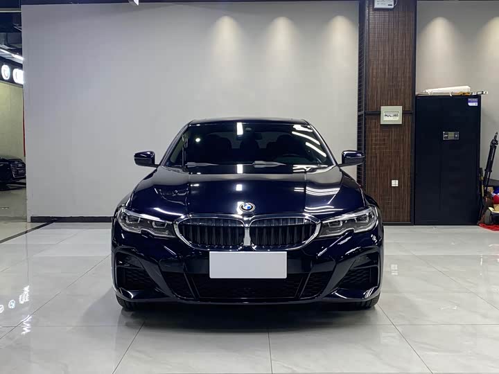 Фото 2 - BMW 3 Series