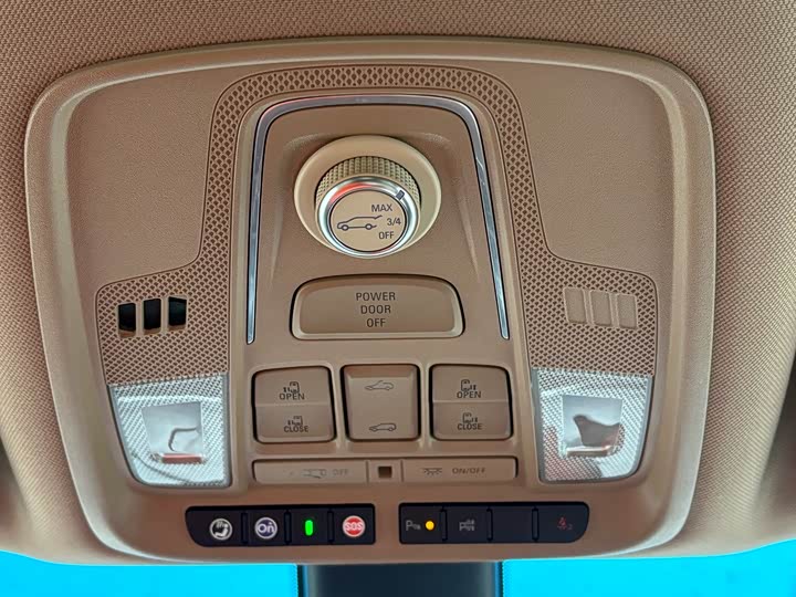 Фото 5 - Buick GL8 ES