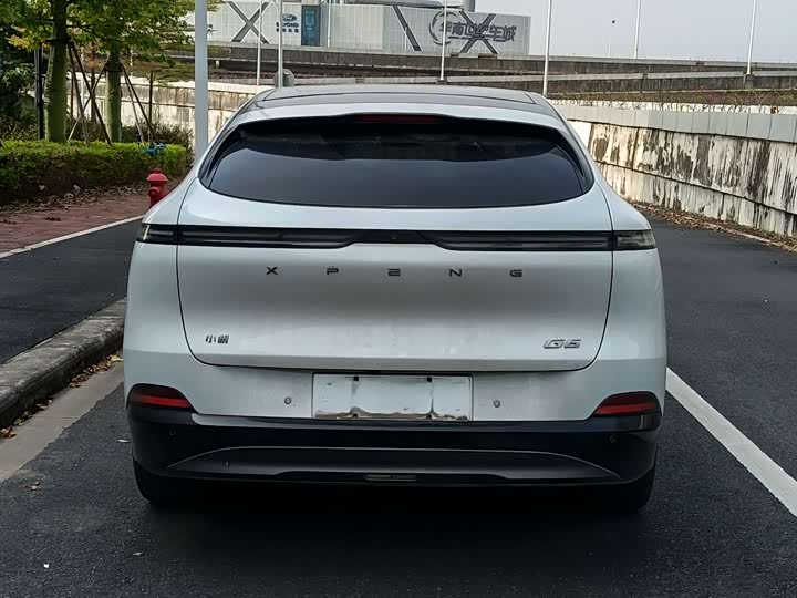 Фото 3 - XPeng G6