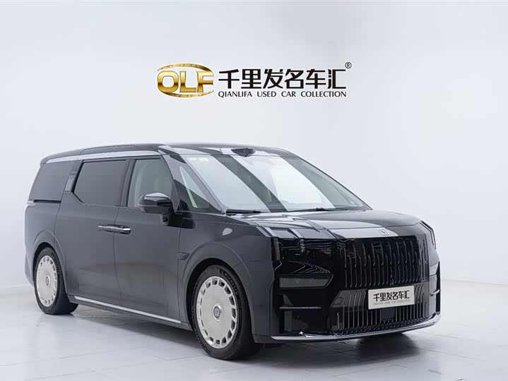 Фото 3 - Zeekr 009