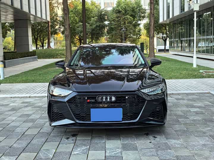 Фото 2 - Audi A7