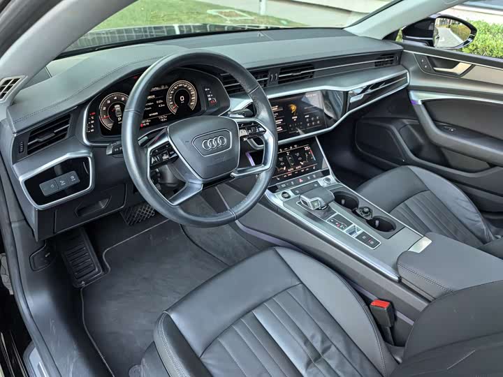 Фото 25 - Audi A7
