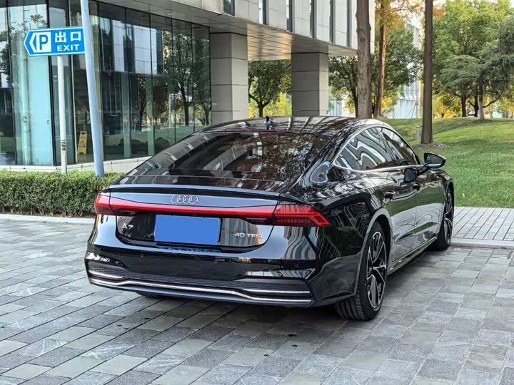 Фото 50 - Audi A7