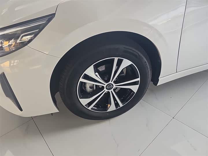 Фото 22 - Nissan Sylphy