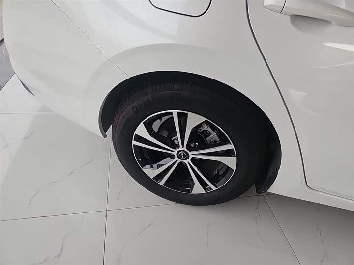 Фото 25 - Nissan Sylphy