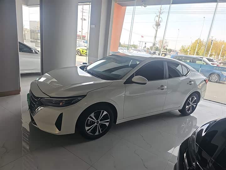 Фото 4 - Nissan Sylphy