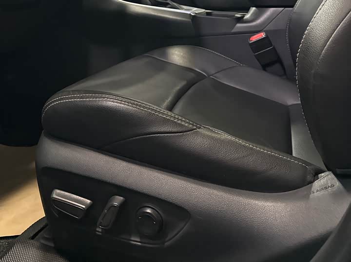 Фото 16 - Toyota Wildlander